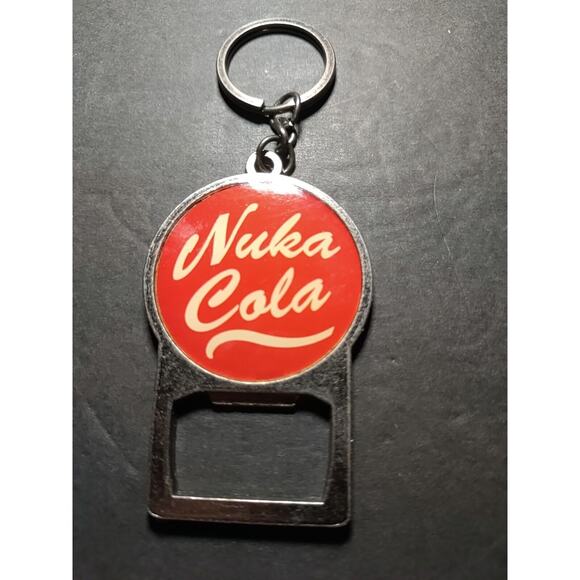 Nuka Cola Bottle Opener Keychain Metal Red - Picture 1 of 5
